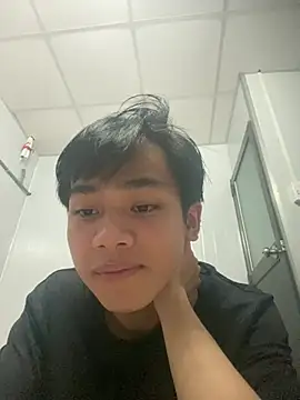 Snapshot of Shin210 chatting on July 2026 01:58:02 PM Shin210 online show from July 2026 01:58:02 PM