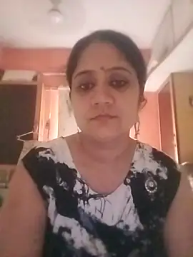 Snapshot of Pooja-bedi chatting on July 2026 10:39:02 AM Pooja-bedi online show from July 2026 10:39:02 AM