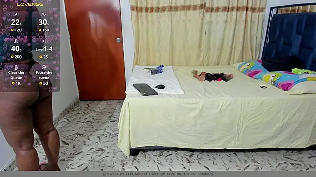 LupeAdams online show from December 2024 04:42:02 AM