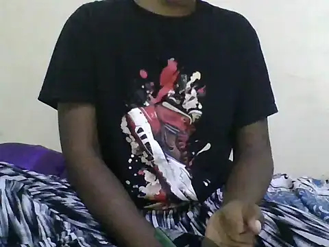 Snapshot of Gladysluna chatting on July 2026 04:53:02 PM Gladysluna online show from July 2026 04:53:02 PM