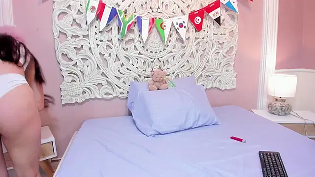 Karolay Rose online show from July 2026 12:00:02 PM