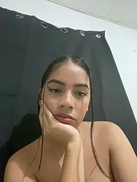 Snapshot of Lara_Jhons_ chatting on July 2026 02:24:02 AM Lara Jhons online show from July 2026 02:24:02 AM