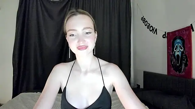 Snapshot of Blair_Marfl chatting on July 2026 06:27:02 PM Blair Marfl online show from July 2026 06:27:02 PM