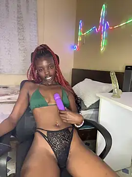 Snapshot of HoneyHalo chatting on July 2026 06:47:02 PM HoneyHalo online show from July 2026 06:47:02 PM