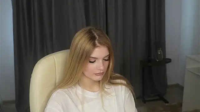 DanaeSpace online show from July 2026 01:46:02 PM