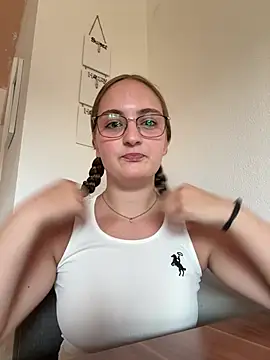 Snapshot of Sexy_Sophia_ chatting on July 2026 10:10:02 AM Sexy Sophia online show from July 2026 10:10:02 AM