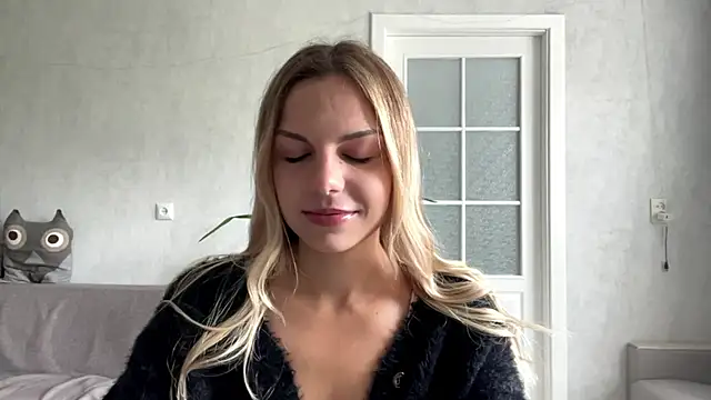Snapshot of LaraineDomebo chatting on July 2026 08:39:02 AM LaraineDomebo online show from July 2026 08:39:02 AM