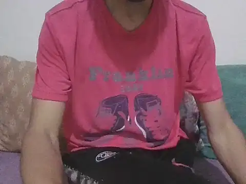 Snapshot of fantasmoni chatting on June 2026 11:47:02 PM fantasmoni online show from June 2026 11:47:02 PM
