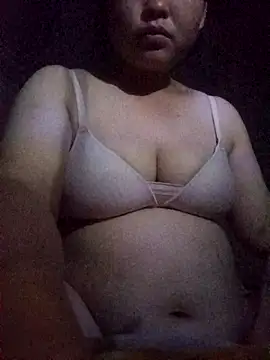 Snapshot of Jenny-rose chatting on July 2026 03:16:01 PM Jenny-rose online show from July 2026 03:16:01 PM