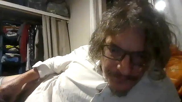 riffraff69 online show from August 2026 10:39:01 AM