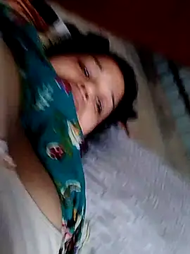 Snapshot of Priya_sharma16 chatting on July 2026 12:42:01 AM Priya sharma16 online show from July 2026 12:42:01 AM