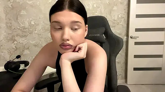 LilyTouch online show from July 2026 07:15:02 AM