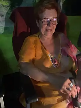 Yvonne-A online show from July 2026 08:33:02 PM