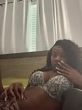 therealgiabenj online show from July 2026 12:40:01 PM