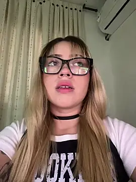 Snapshot of ZoeJhonson-1 chatting on July 2026 11:15:01 PM ZoeJhonson-1 online show from July 2026 11:15:01 PM