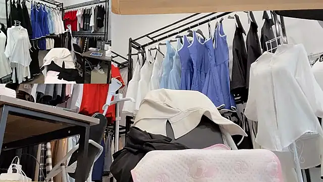 Katy Bae online show from April 2026 04:45:01 AM