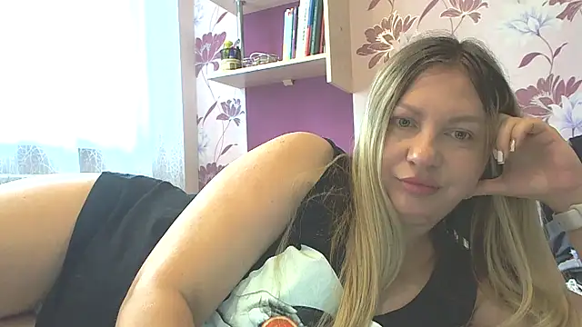 Snapshot of AmandaSexyHotAss20 chatting on July 2026 09:40:01 AM AmandaSexyHotAss20 online show from July 2026 09:40:01 AM