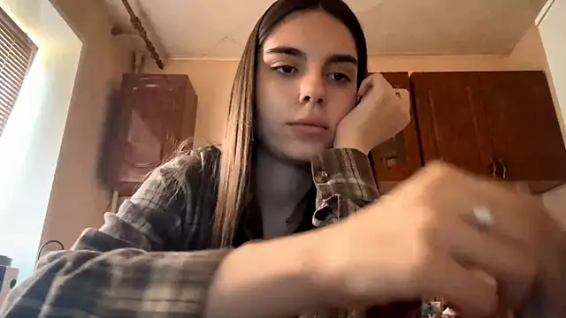 Snapshot of hey_hey_Bella chatting on July 2026 10:02:01 AM hey hey Bella online show from July 2026 10:02:01 AM