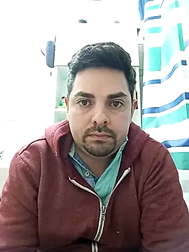 Snapshot of robredoj chatting on November 2025 03:05:01 AM robredoj online show from November 2025 03:05:01 AM