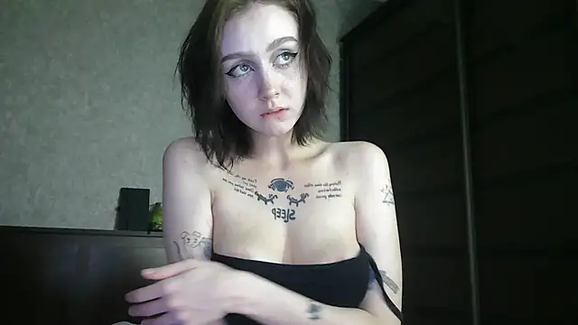 Snapshot of Mira_c chatting on July 2026 10:16:02 PM Mira c online show from July 2026 10:16:02 PM