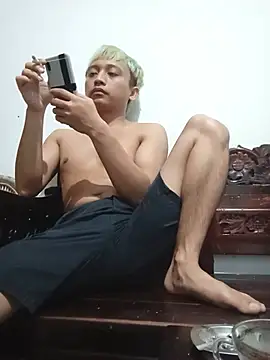 migiyy online show from August 2026 03:00:01 PM