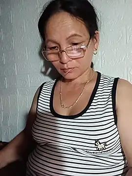 Snapshot of Play-fun chatting on July 2026 02:18:02 AM Play-fun online show from July 2026 02:18:02 AM