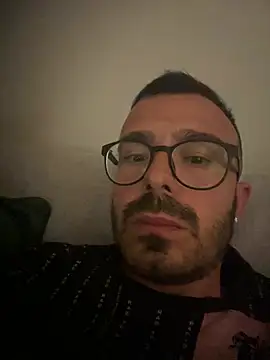 Deadeipiedi online show from July 2026 08:27:01 PM