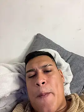 Cristopher 0 online show from August 2026 11:36:01 PM