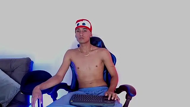 Snapshot of Matias_dirtyboy_ chatting on August 2026 06:21:01 PM Matias dirtyboy online show from August 2026 06:21:01 PM
