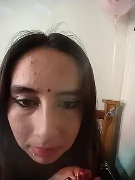 Snapshot of LunyLux chatting on August 2026 05:15:01 PM LunyLux online show from August 2026 05:15:01 PM