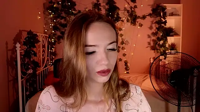 Snapshot of Cutie__Kitty chatting on August 2026 12:19:01 PM Cutie Kitty online show from August 2026 12:19:01 PM