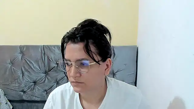 MARILYN GARCIA online show from January 2025 04:45:01 PM