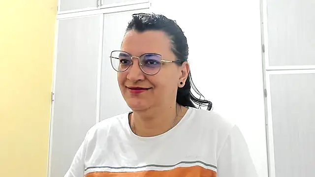 MARILYN GARCIA online show from March 2025 01:49:01 PM