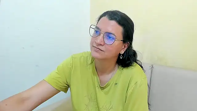 Snapshot of MARILYN_GARCIA chatting on May 2026 03:17:01 PM MARILYN GARCIA online show from May 2026 03:17:01 PM