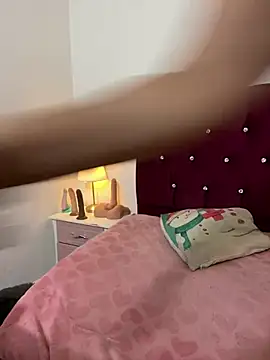 Snapshot of shara_ chatting on February 2026 04:44:01 AM shara online show from February 2026 04:44:01 AM