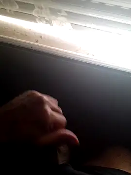 Snapshot of Demillvan chatting on October 2025 10:00:02 AM Demillvan online show from October 2025 10:00:02 AM