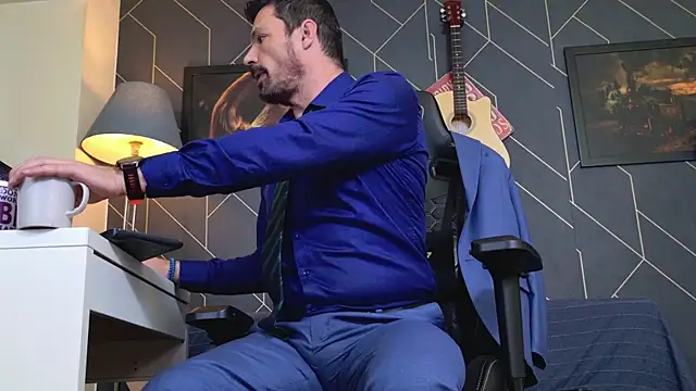 Snapshot of ChrisKox chatting on November 2025 01:33:02 PM ChrisKox online show from November 2025 01:33:02 PM