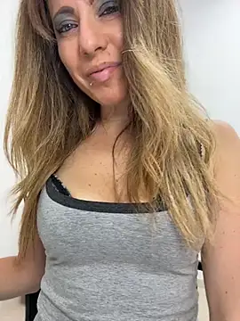 sexylenia online show from June 2026 10:33:02 PM