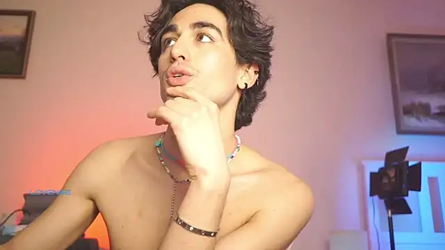 AlanDeNavarre online show from March 2025 12:49:01 AM