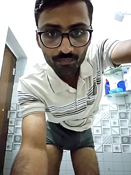 krishna8035 online show from September 2025 02:18:01 PM