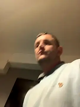 Snapshot of Eddieh2k7 chatting on November 2025 12:13:02 AM Eddieh2k7 online show from November 2025 12:13:02 AM