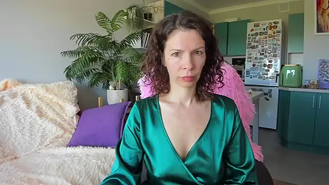 Snapshot of ChristinaGlory chatting on May 2026 07:36:01 AM ChristinaGlory online show from May 2026 07:36:01 AM