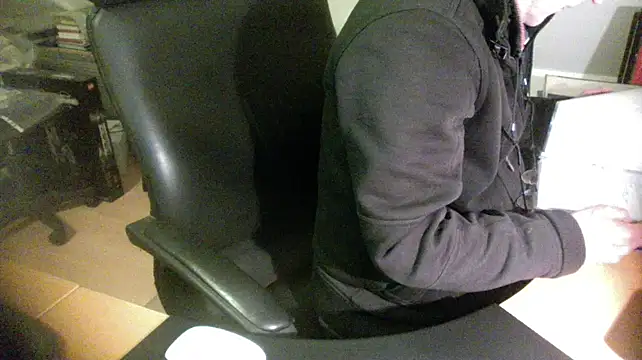 Snapshot of outlaw200 chatting on January 2025 07:44:02 PM outlaw200 online show from January 2025 07:44:02 PM