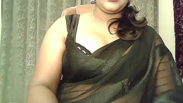Snapshot of Spandana_Sweety chatting on July 2026 06:53:02 AM Spandana Sweety online show from July 2026 06:53:02 AM