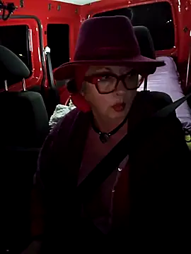 Snapshot of MucMilf59 chatting on November 2025 07:59:02 PM MucMilf59 online show from November 2025 07:59:02 PM