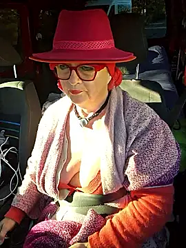 Snapshot of MucMilf59 chatting on November 2025 08:02:02 AM MucMilf59 online show from November 2025 08:02:02 AM