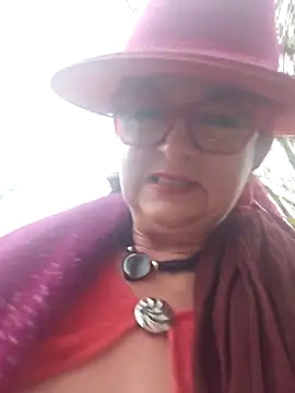 Snapshot of MucMilf59 chatting on November 2025 02:37:02 PM MucMilf59 online show from November 2025 02:37:02 PM