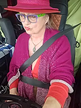 MucMilf59 online show from March 2026 05:07:02 PM