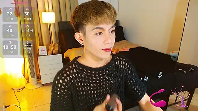 Snapshot of WildestTwink chatting on July 2026 01:35:02 PM WildestTwink online show from July 2026 01:35:02 PM