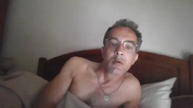CarlosRocha73 online show from June 2026 08:17:02 AM